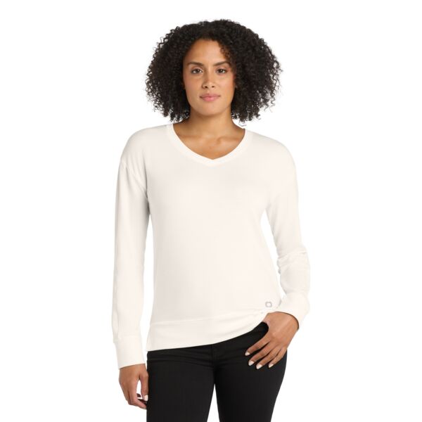 OGIO Women's Luuma Flex Long Sleeve V Neck LOG825 Women's Luuma Flex Long Sleeve V Neck Thumbnail
